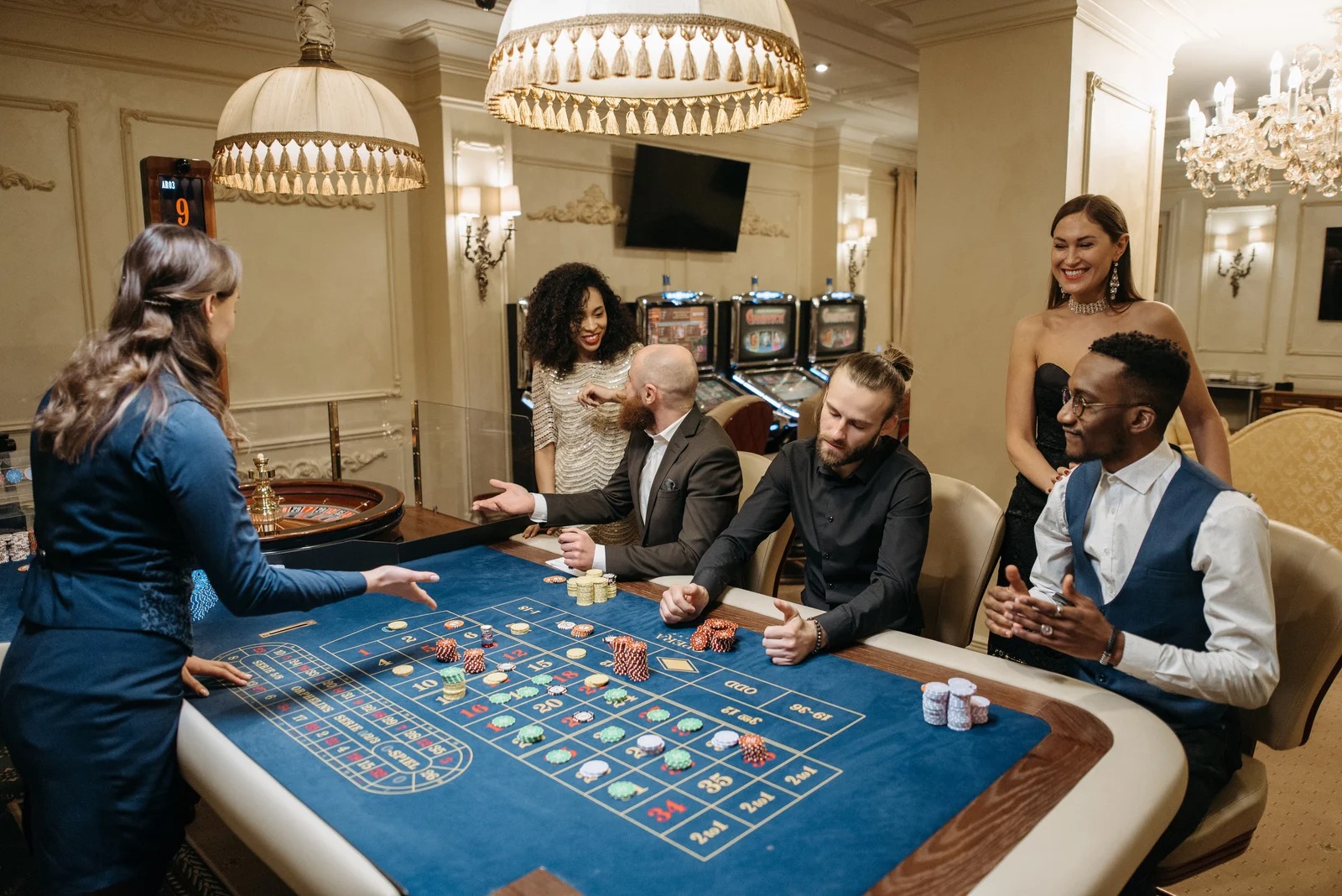 Live Casino Roulette in India vs Online Roulette Simulator: Which Should You Choose?