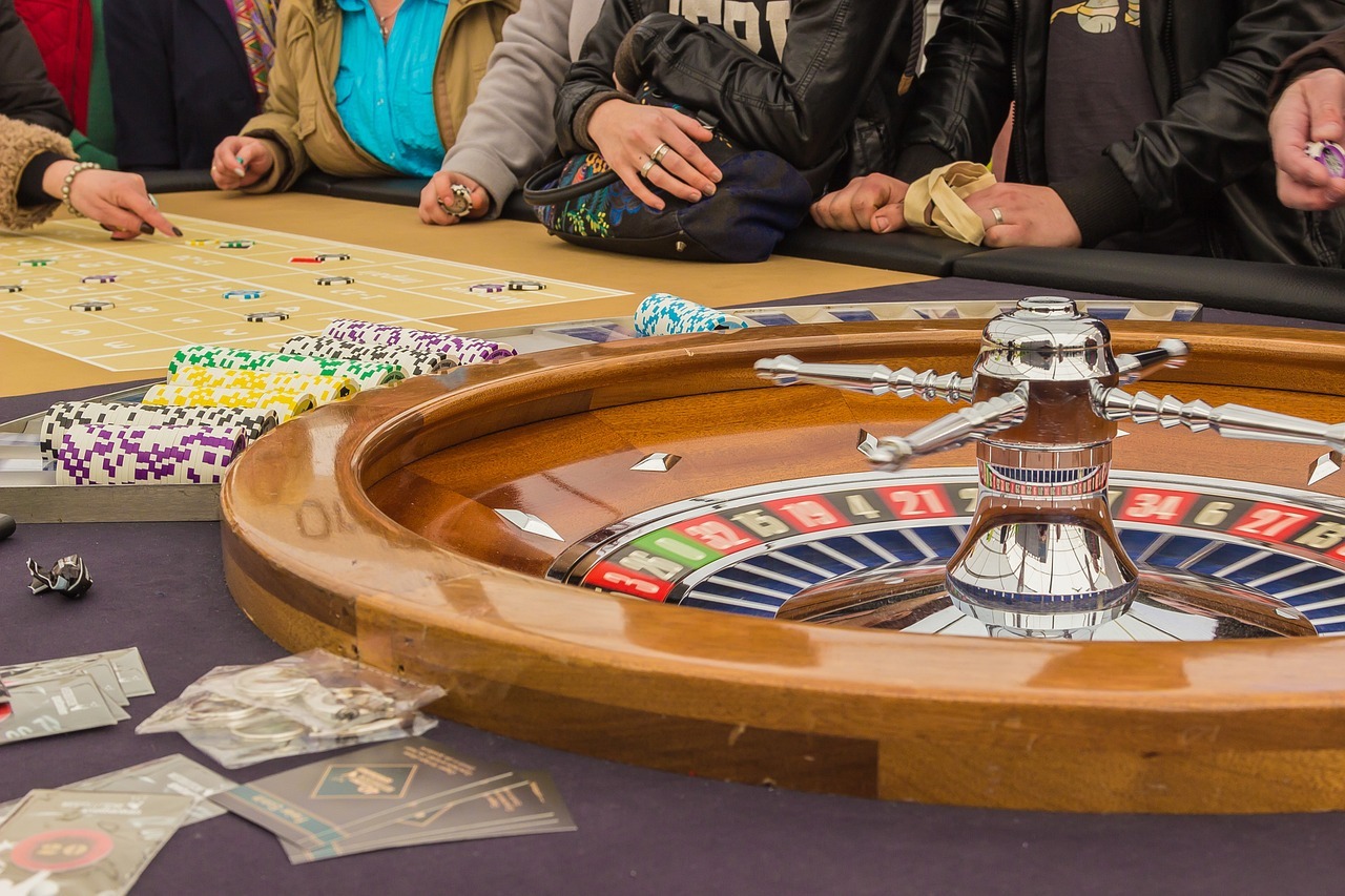 Live Tables vs Digital Wheels